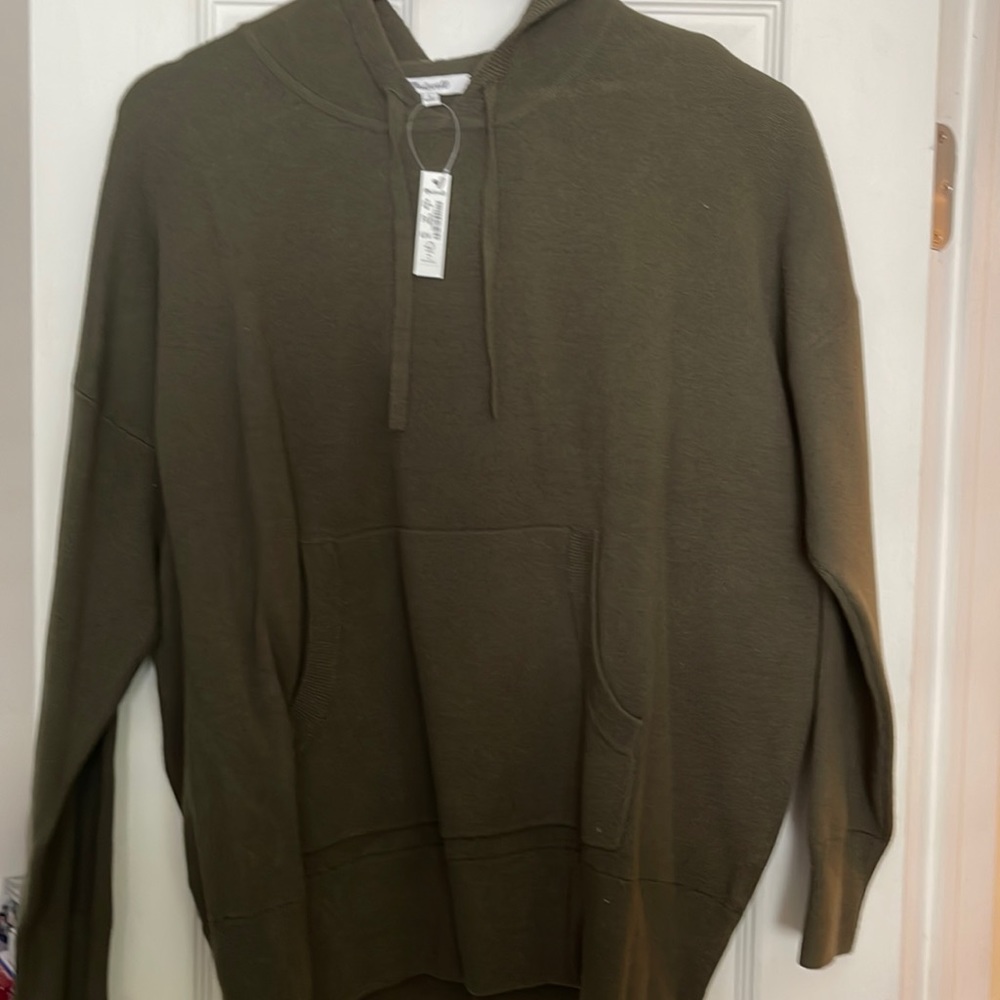 Pullover hoodie sweater